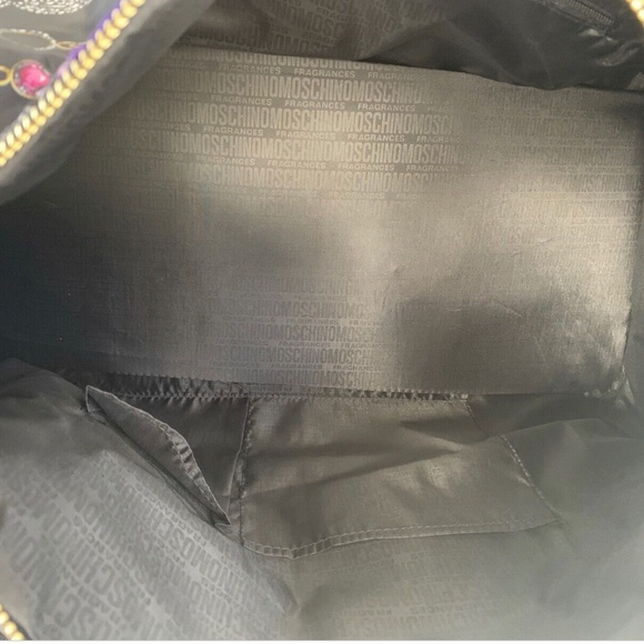 Moschino Duffel Bag Travel Weekender NEW - Picture 7 of 9